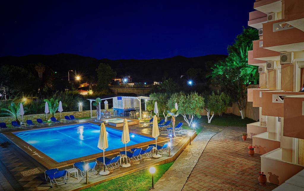 Hotel Stefani Сарті Екстер'єр фото